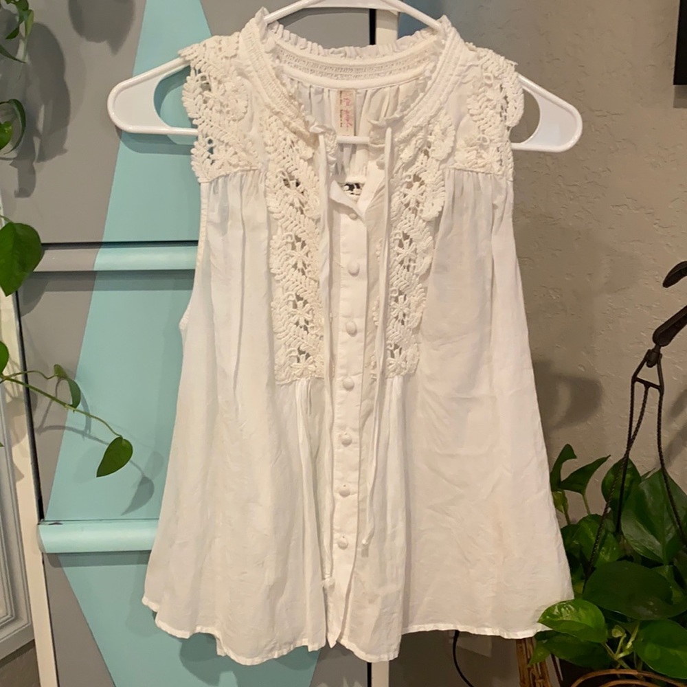 Free people white lacy tank top size medium